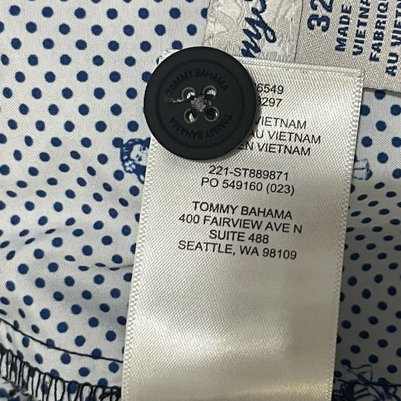 TOMMY BAHAMA Chip Shot IslandZone Shorts Size 32 Black 8-inch Golf Performance - Picture 7 of 9